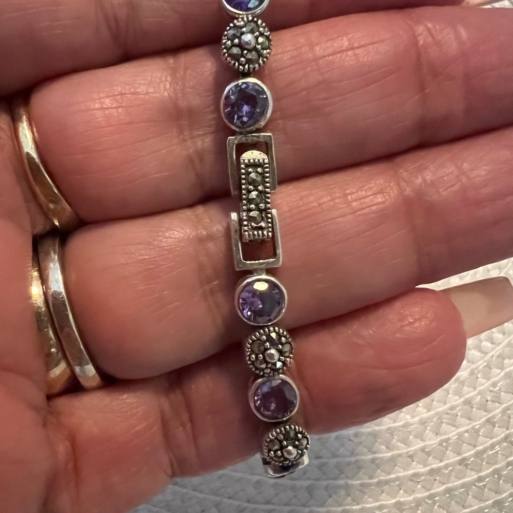 Sterling Silver Purple Amethyst n Marcasite Gemstone Bracelet - Picture 3 of 9